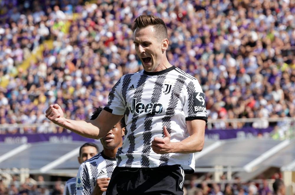 Arkadiusz milik wznowi treningi z juventusem polski fm 92 7