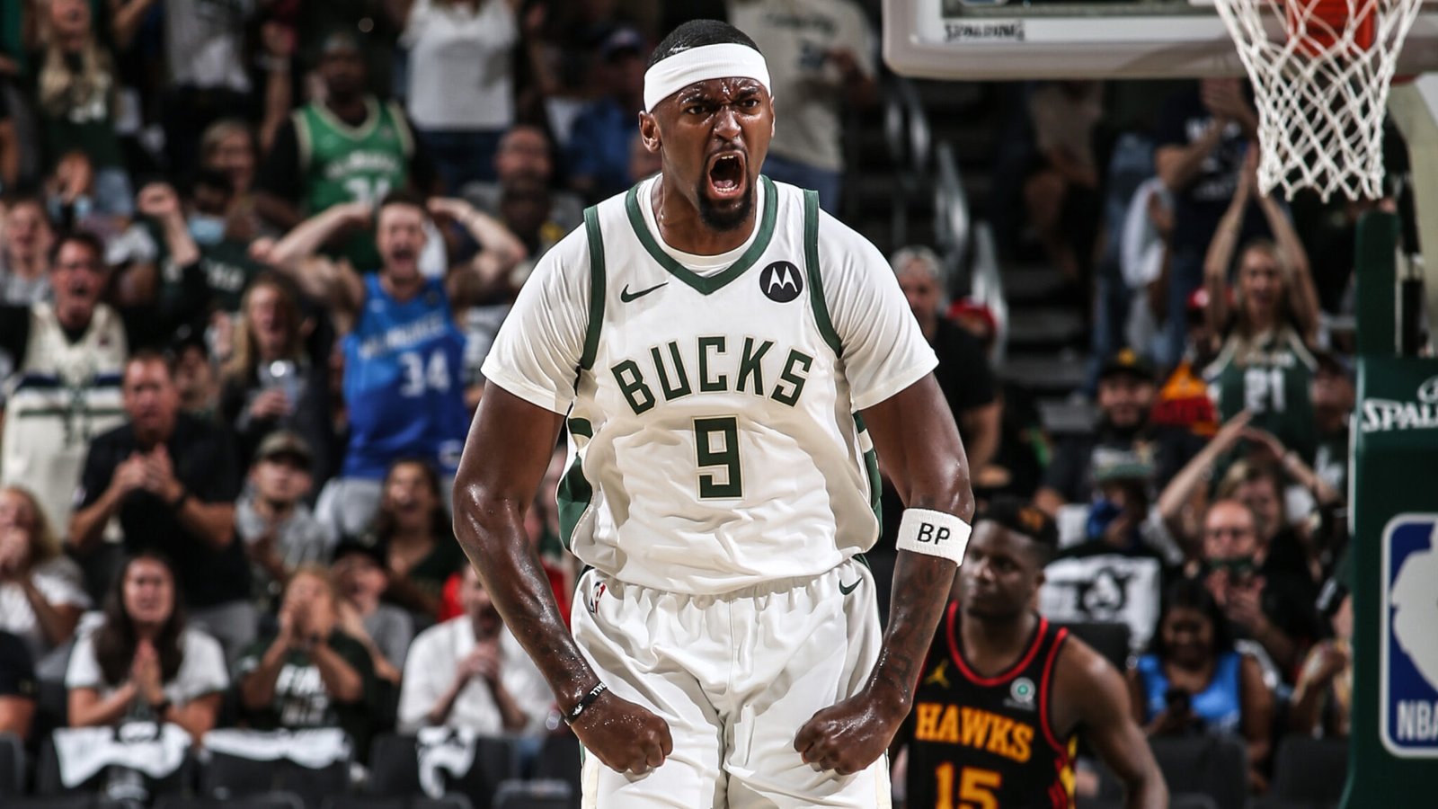 Liga NBA Bucks wychodzą na prowadzenie w rywalizacji z Hawks POLSKI